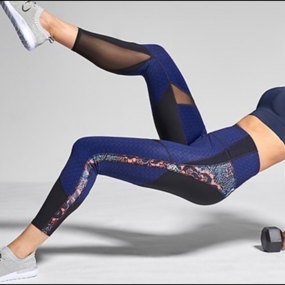 Athleta Lotus Precision‎ 7/8 Tight Size XS - Picture 1 of 7